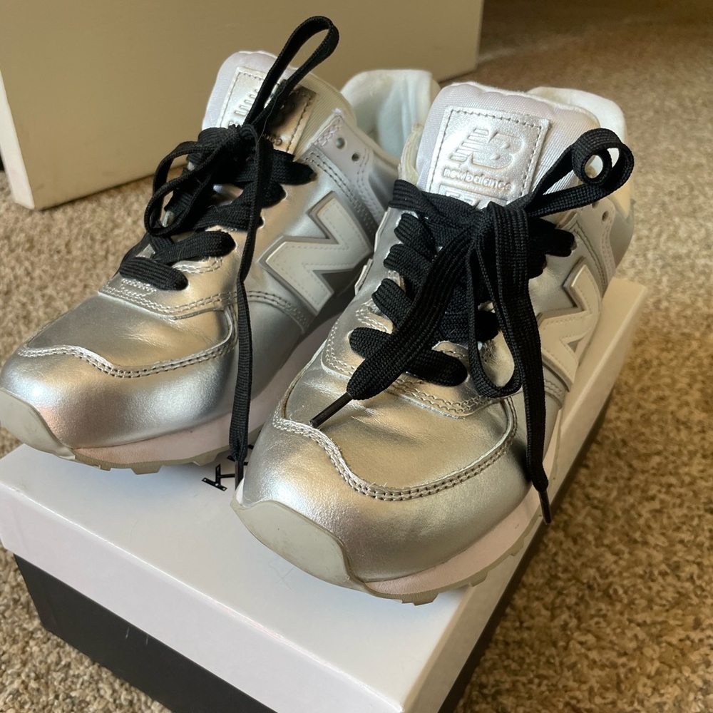 Silver metallic New Balance 574 Sneakers Womens 7